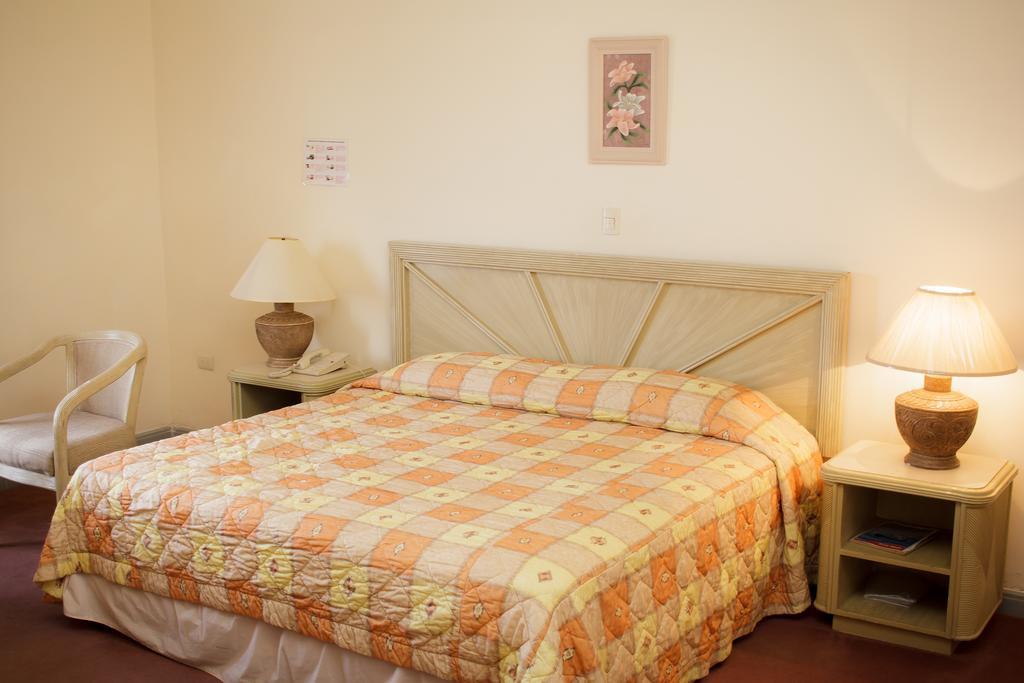 Guidi Hotel ลินาเรส ภายนอก รูปภาพ