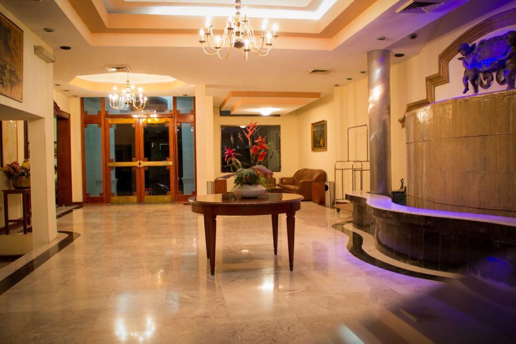 Guidi Hotel ลินาเรส ภายนอก รูปภาพ