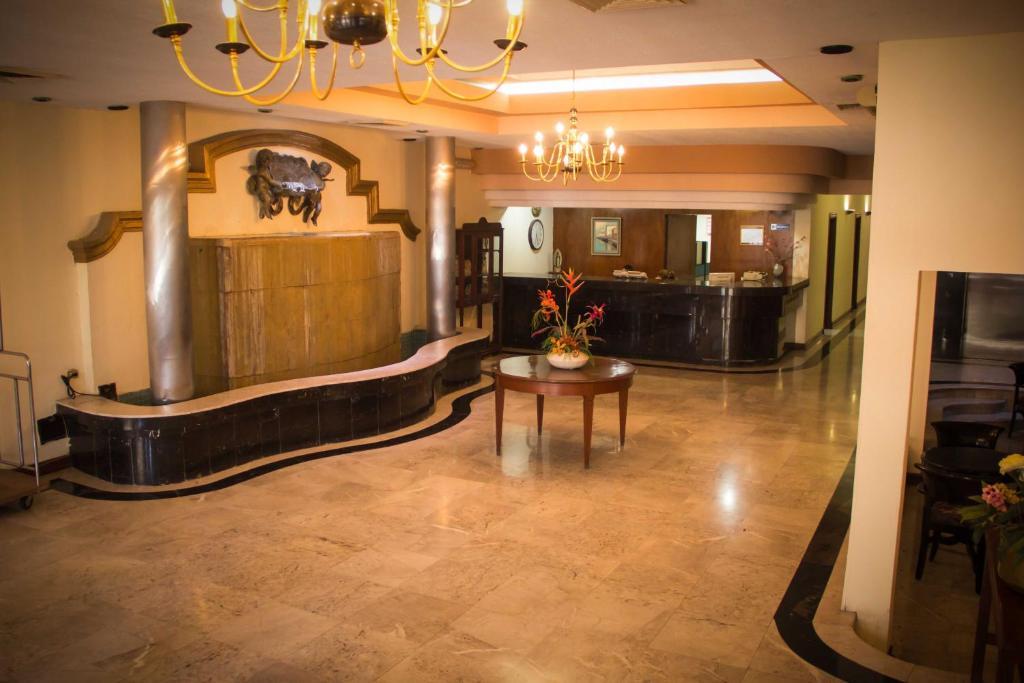 Guidi Hotel ลินาเรส ภายนอก รูปภาพ